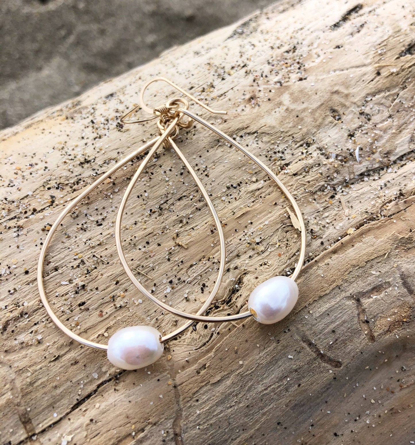 White Teardrop Hoops Freshwater Pearl | 14kt Gold Filled