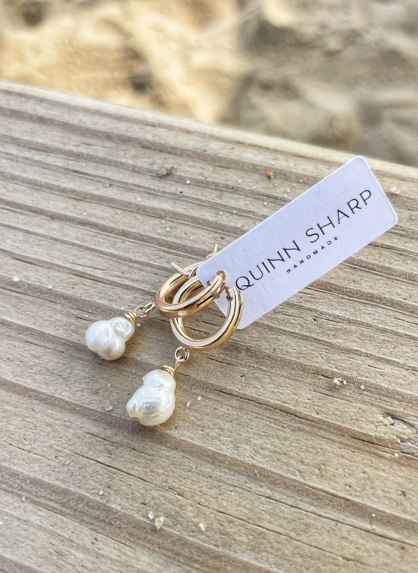 Huggie Hoops Pearl | 14kt Gold Filled