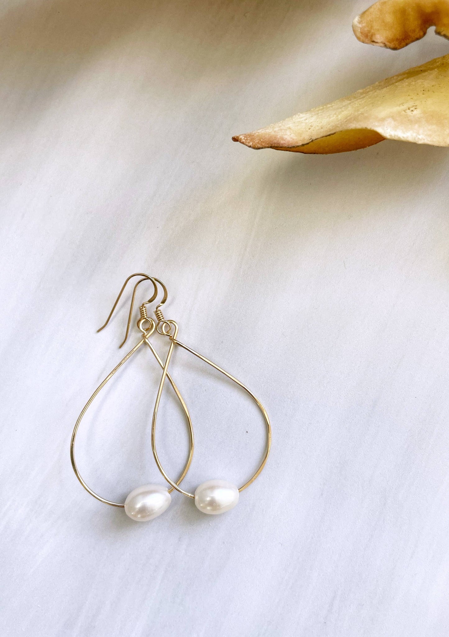 White Teardrop Hoops Freshwater Pearl | 14kt Gold Filled