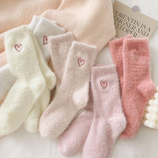 Embroidered Heart Fleece Mid-Tube Socks