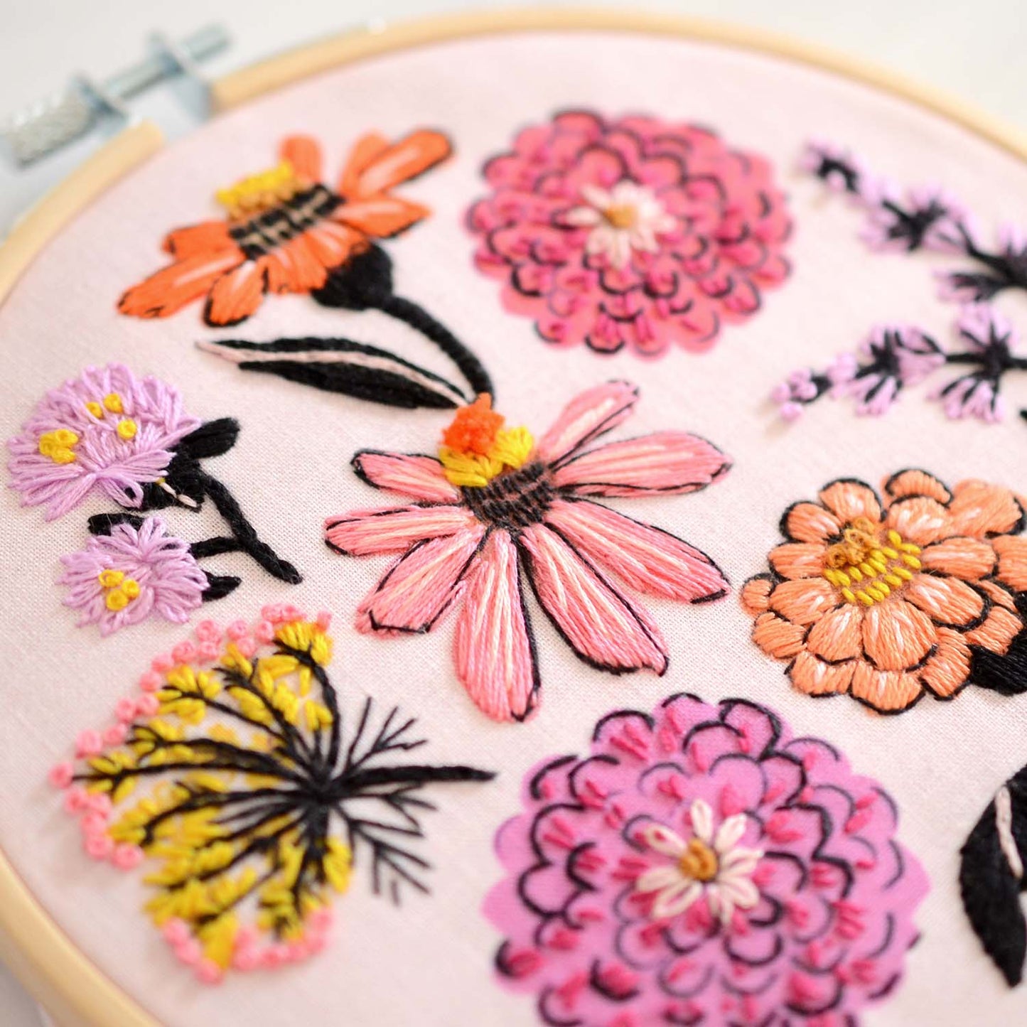 Zinnia Embroidery Kit