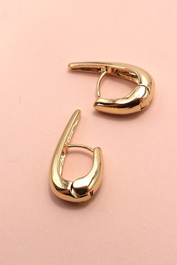 Earrings by Josslyn