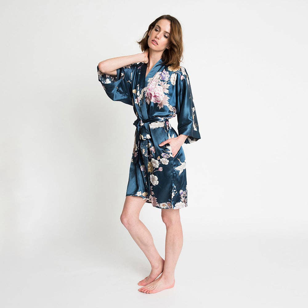 Chrysanthemum & Crane Short Kimono Robe
