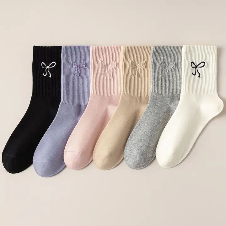 Embroidered Bow Socks