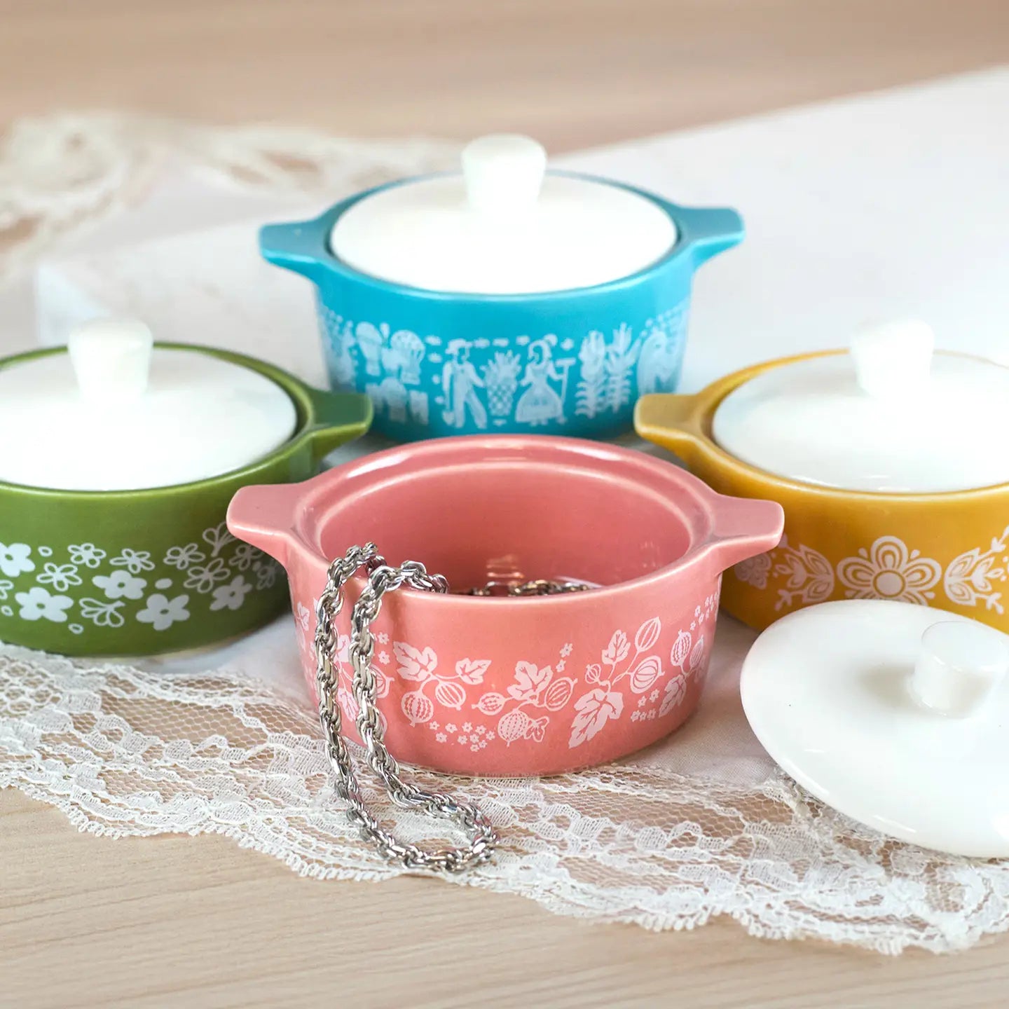 Pyrex-Inspired Casserole Ceramic Trinket Box