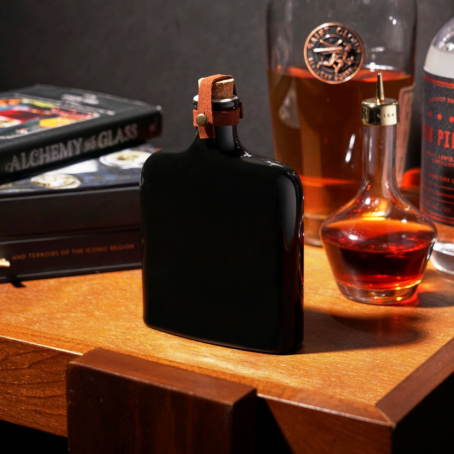 Nautilus Ceramic Flask w/ Cork & Leather Strap