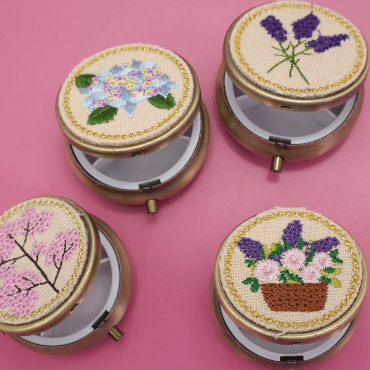 Floral Embroidered Jewelry Organizer w/ Mirror