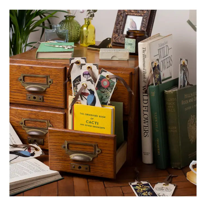 Vintage Bookmarks – Land of Lovely