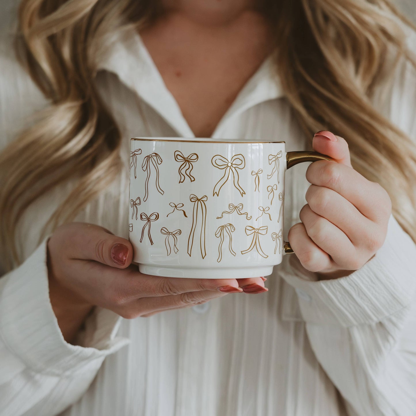 Gold Bows Mug