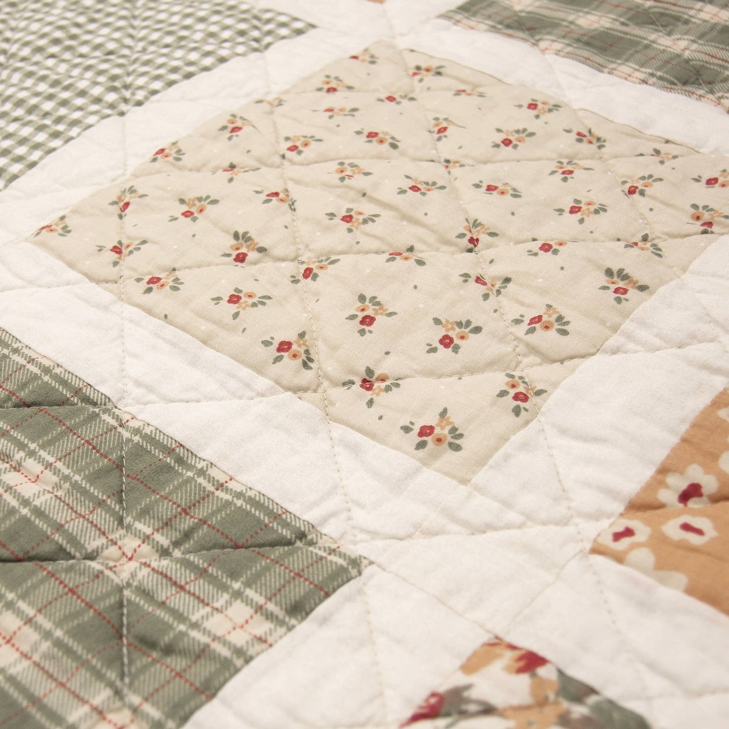 Peach Rose Cotton Quilted Throw