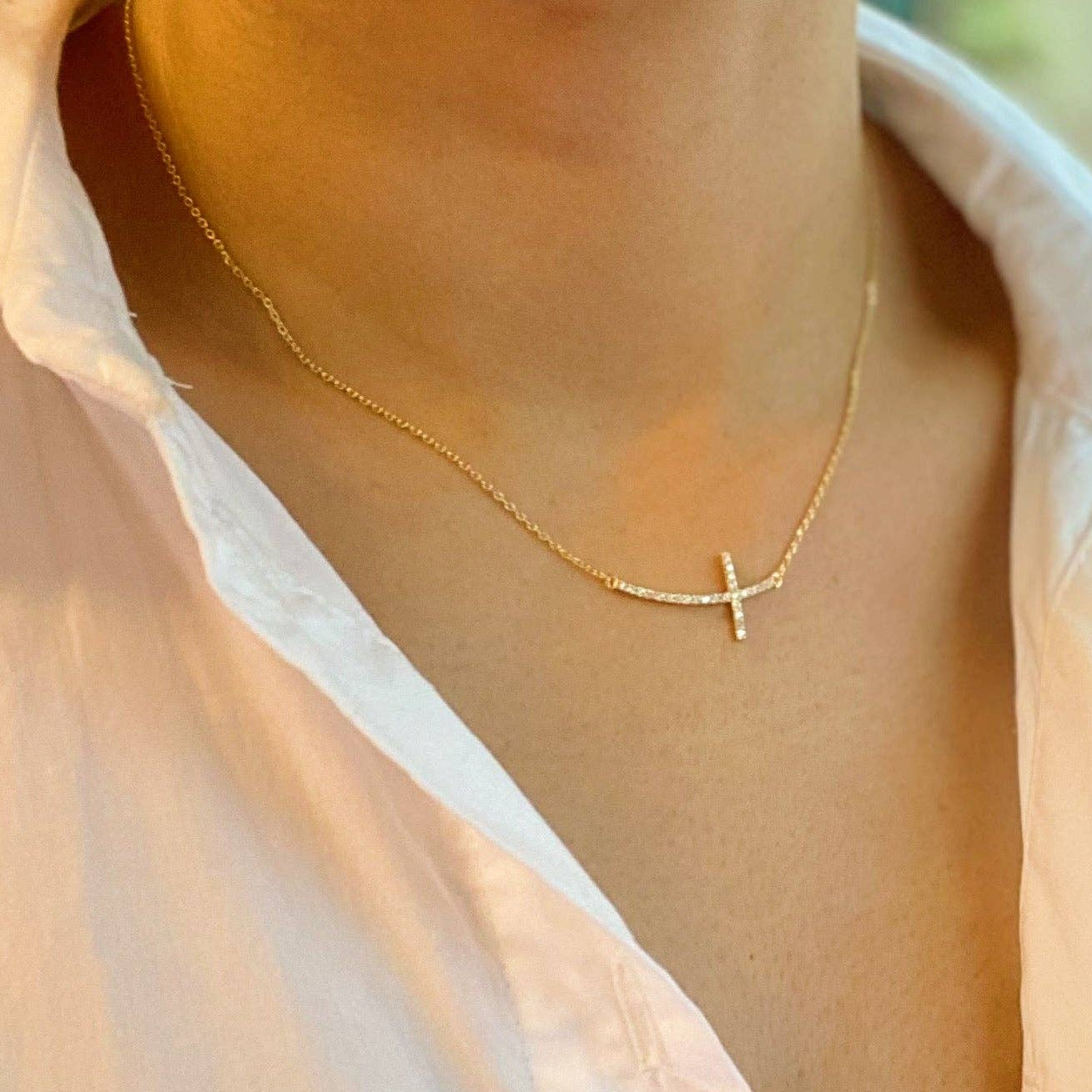 Shiny Side Cross Necklace