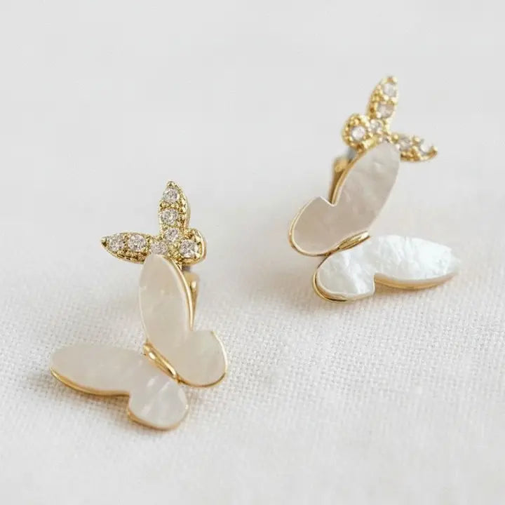 Earrings by Ellemadera