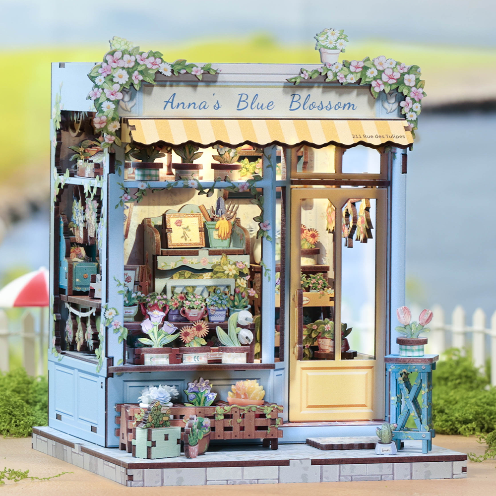 DIY Book Nook Kit: Anna‘s Blue Blossom