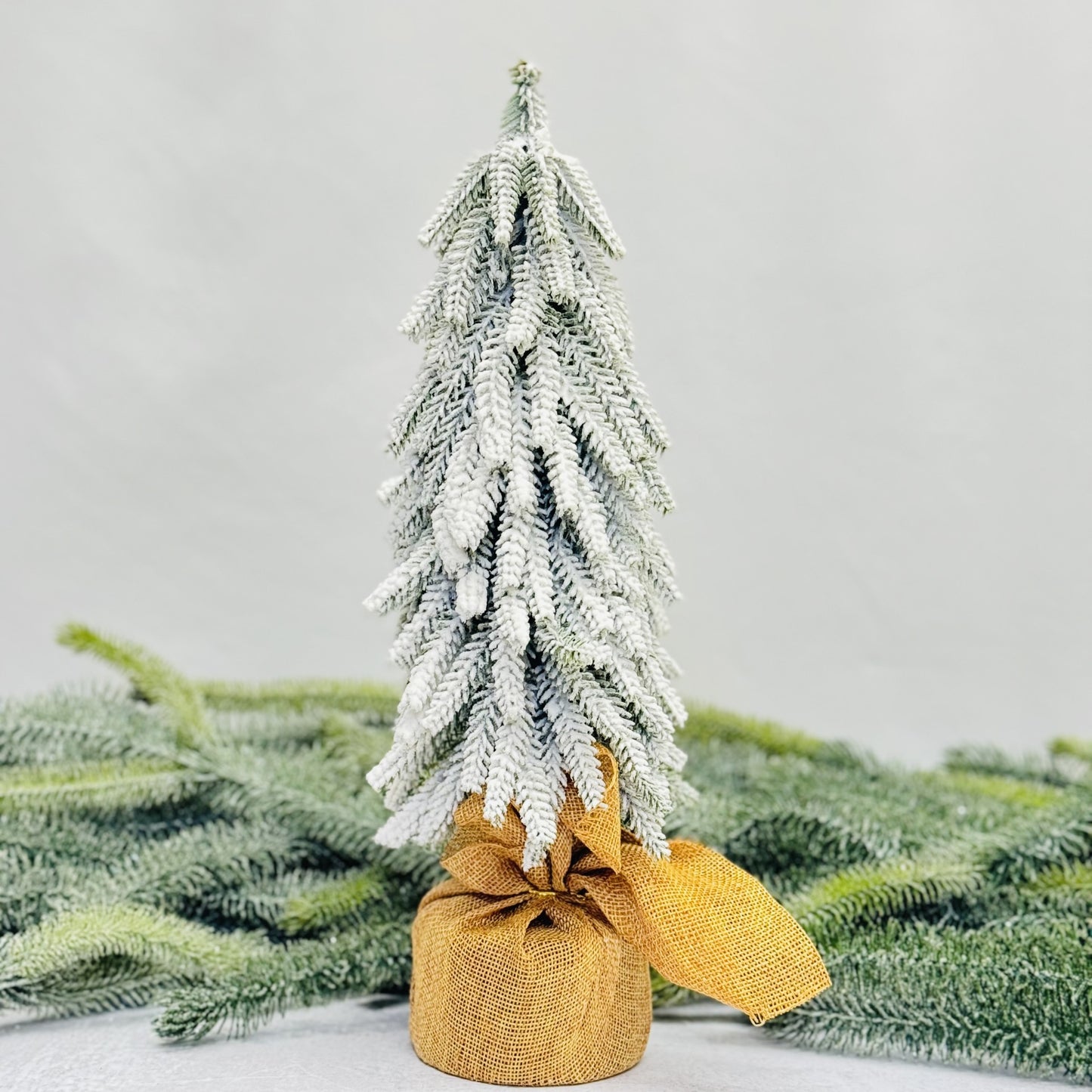 Christmas Tree w/ Snow